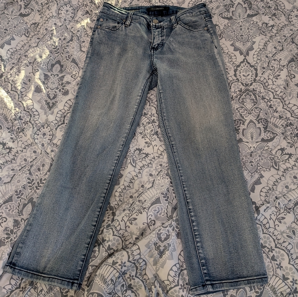 Liverpool Women's Straight Leg Jeans in Soft Blue